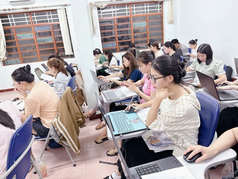 Học là cách đón tương lai của nghề Kế toán